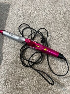 Bed Head curling iron